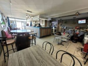 Fonds de commerce , bar / restaurant de 155m